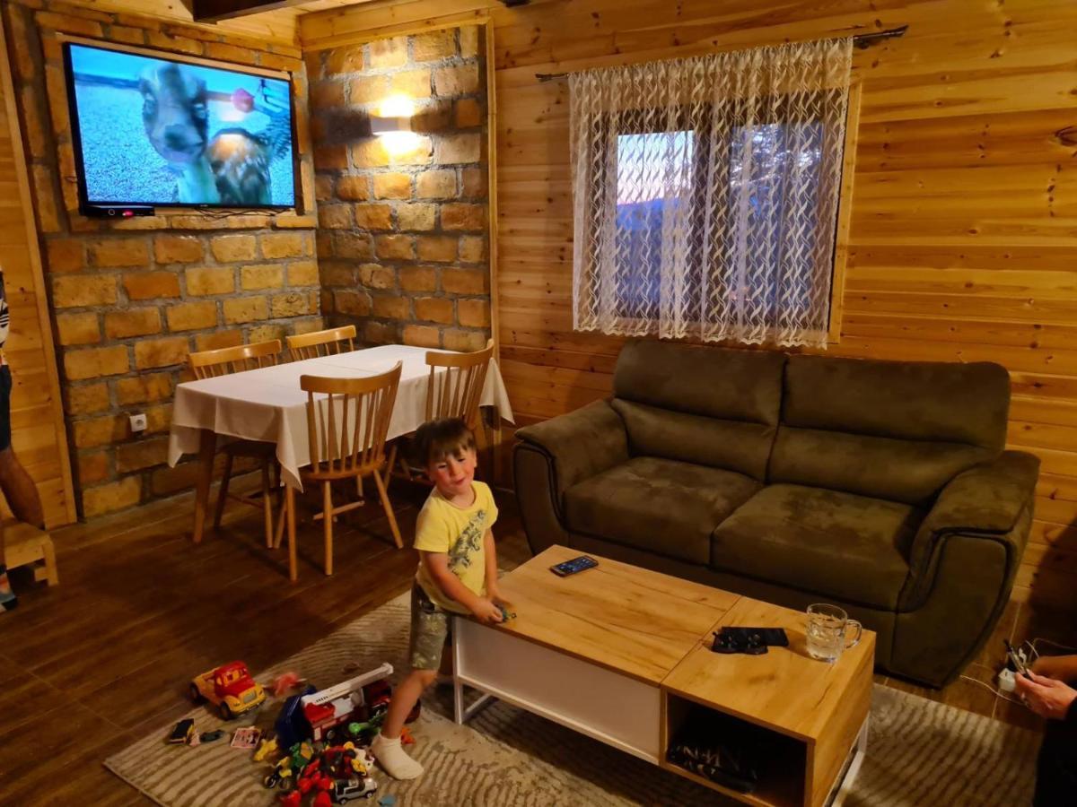 Gold Hill Villa Sekulic Ngoại thất bức ảnh