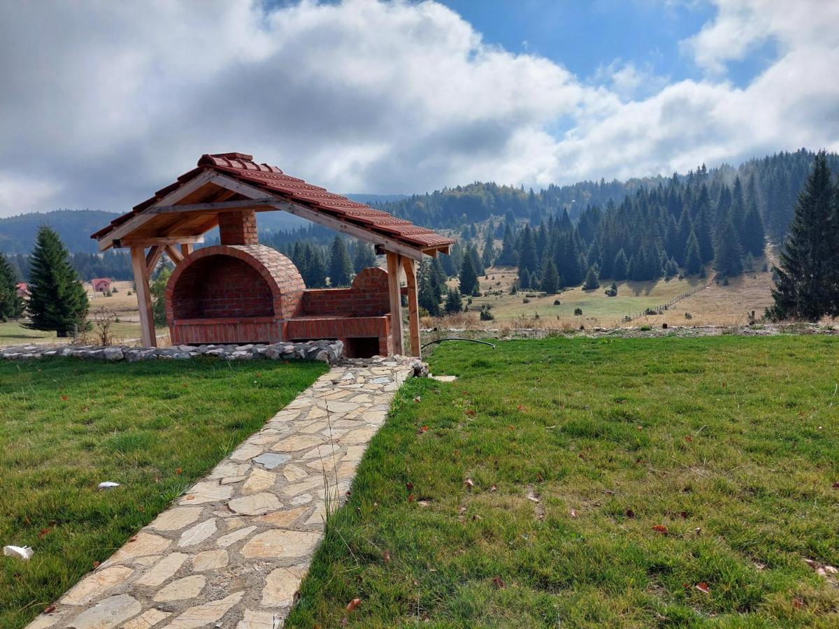 Gold Hill Villa Sekulic Ngoại thất bức ảnh
