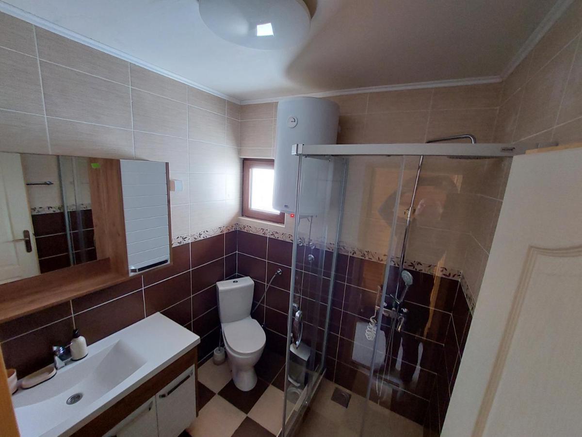 Gold Hill Villa Sekulic Ngoại thất bức ảnh